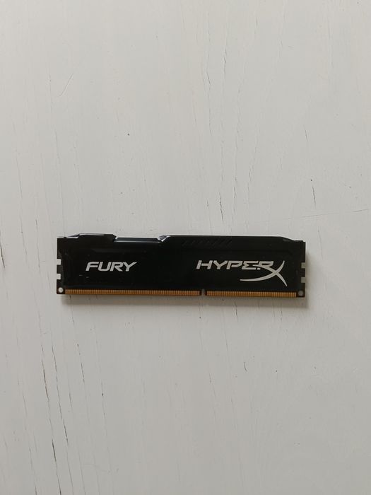 Kit RAM HyperX Fury 8GB (2x4GB) DDR3 1600MHz CL10 – testat, perfect