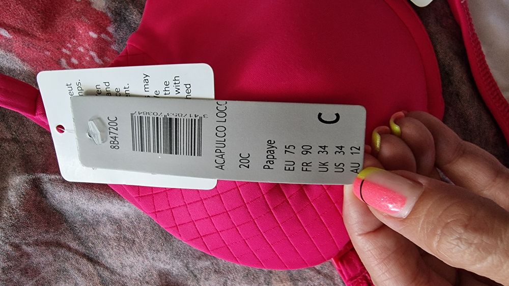 Бански Huit8 Paris- нов с етикети