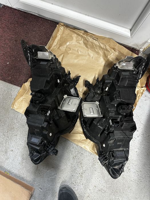 Faruri stânga dreapta full led renault  megane 4.facelift.