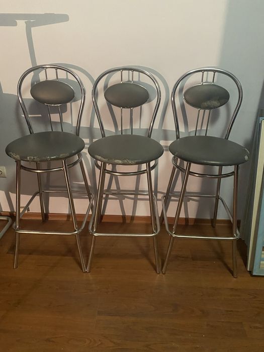 Стулья барные  прочный металл
