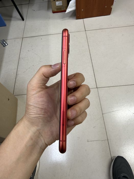 Продам iphone 11 128гб