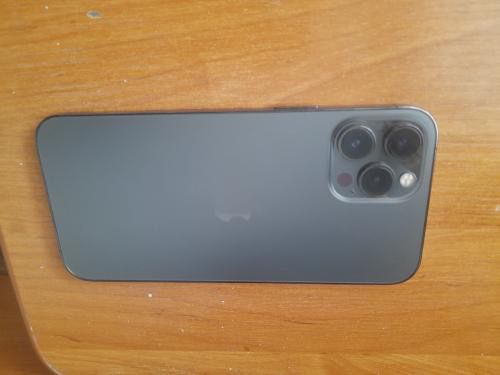 Продам Айфон 12 про макс на 128 гиг