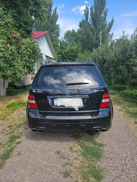 Продам автомобиль марки МерседесML_63