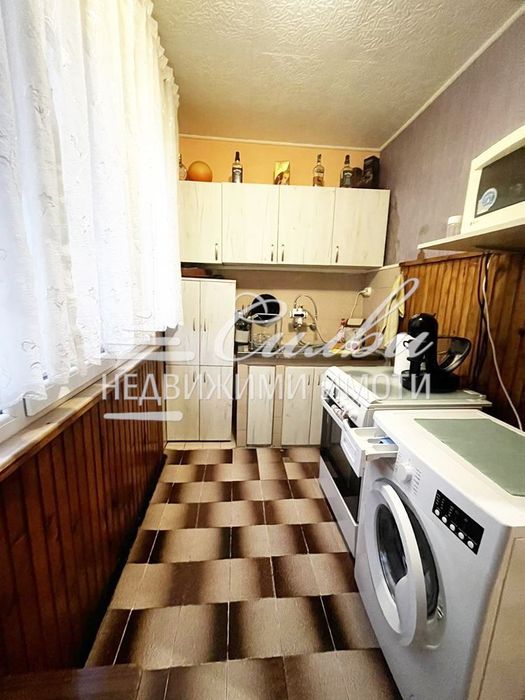 Продава се Четиристаен апартамент в Шумен, Болницата - 90 кв.м за 1162 €/кв.м - Снимка #4