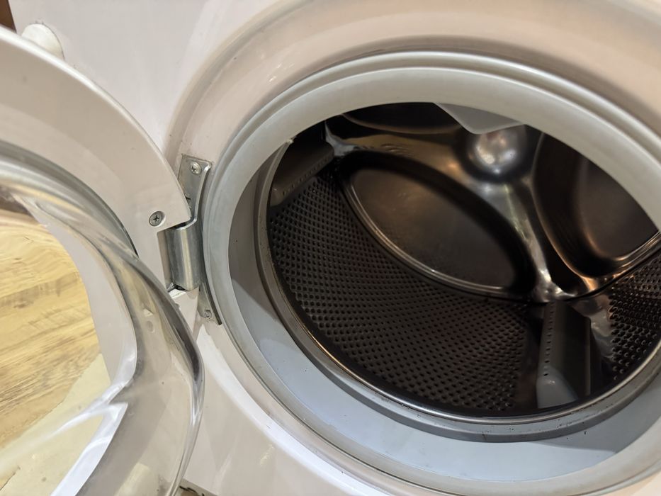 Пералня Whirlpool 6 sence 7kg / 1400 rpm