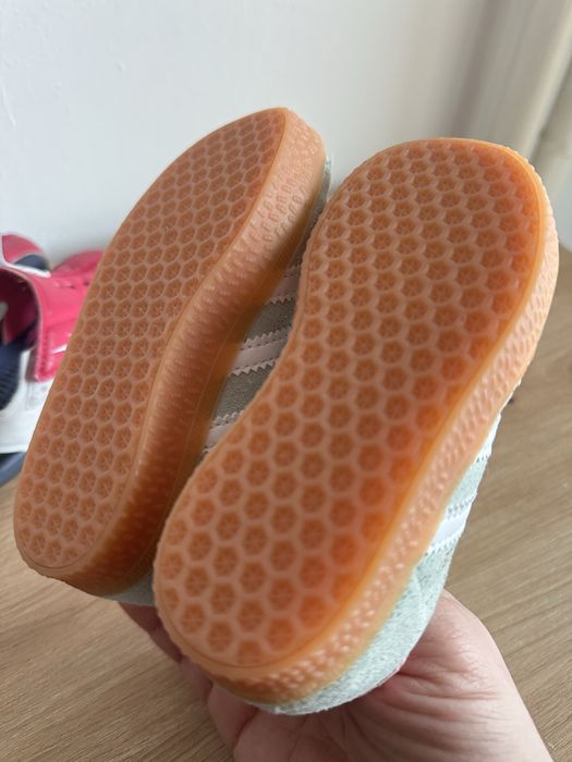 Детски обувки Adidas и Nike, Zara, H&M