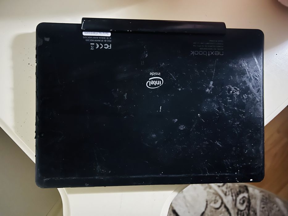 Нетбук на запчасть