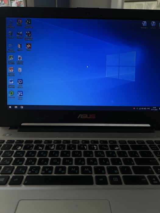 Ноутбук ASUS i7 / 8 ГБ / Windows 10