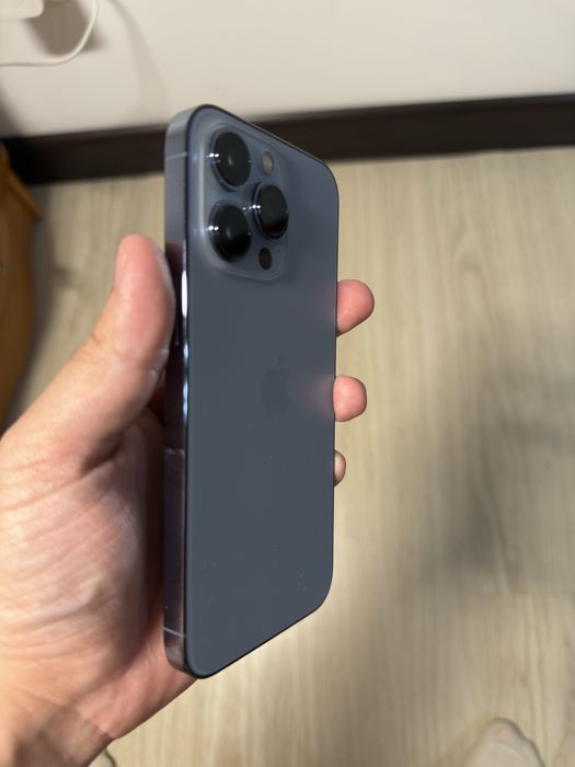 Iphone 13 pro в отличном состоянии