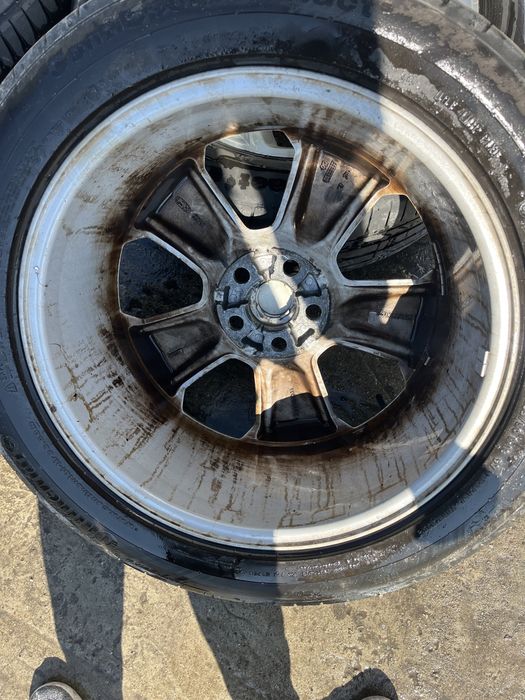 Джанти Ford Kuga