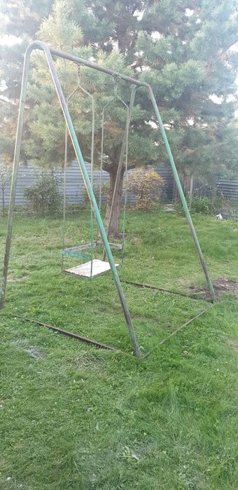 Продам качелю железная