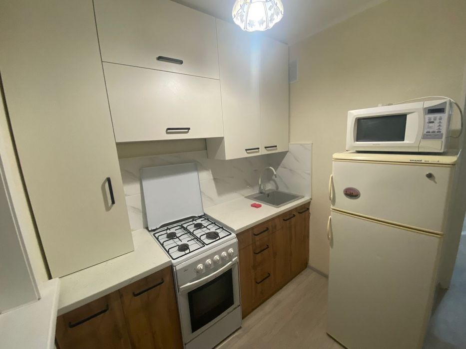 В продаже 1-ком квартира улучшенной планировки маг. Уют 1 этаж