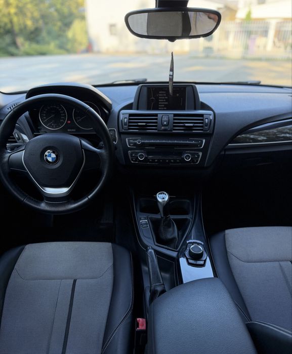 BMW seria 1 118d Urban Line F20 2011