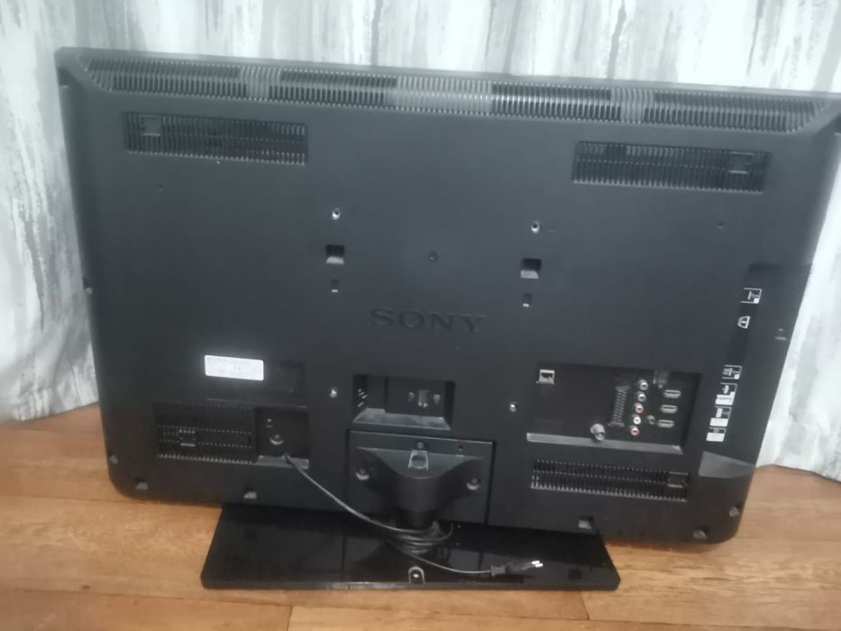 Продам телевизор