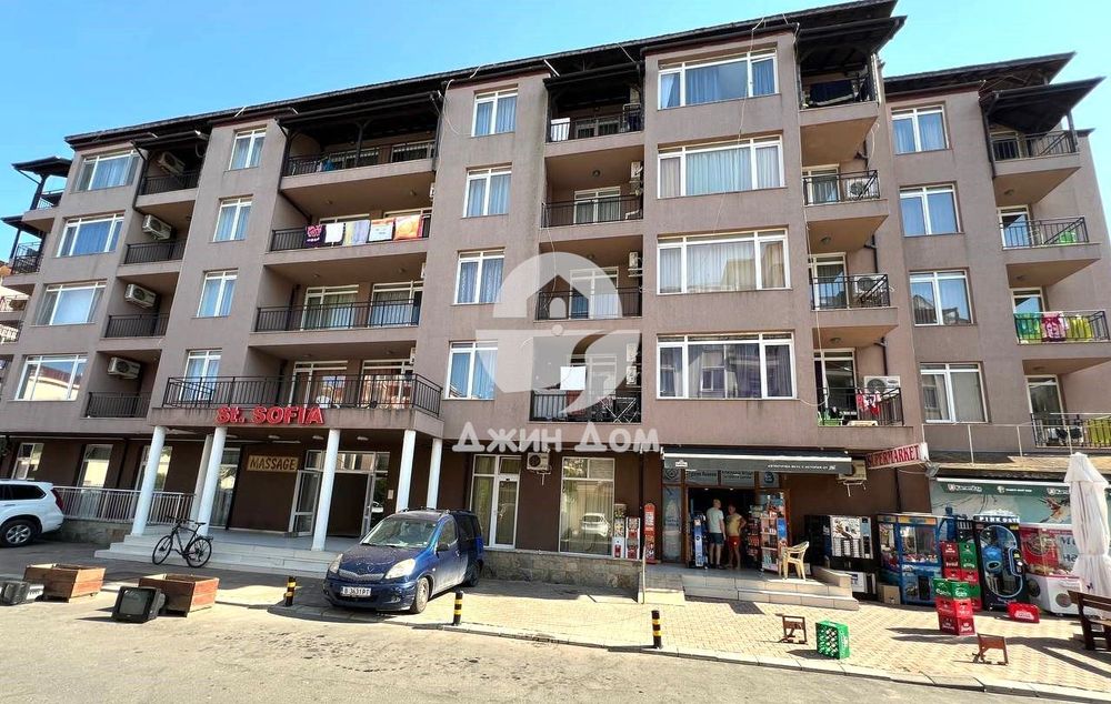 Просторен двустаен апартамент в к-с „Света София“, к.к. Слънчев бряг