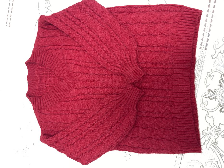 Ayollar uchun sviter