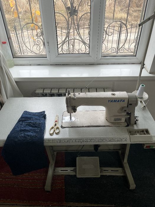 Yamata tikuv mashinasi sotiladi