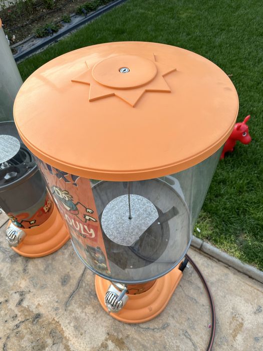 Вендинг машини за топки 2 бр.