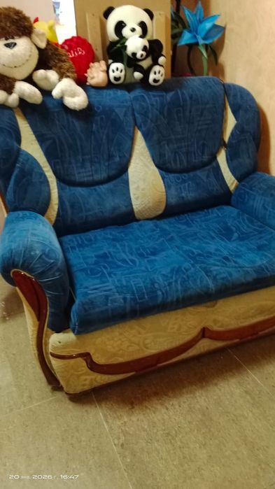 Продам диванчик выдвижной