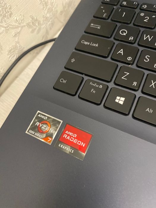 Ноутбук ASUS Vivobook