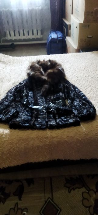 Продаю полушубок