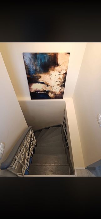 Închiriez casă zona centru-curte proprie