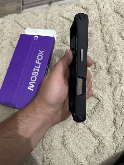 Husa Iphone 17 noua