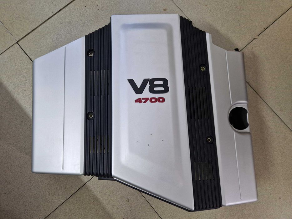 Крышка двигателя декоративная Toyota 100  Lexus LX470 новая оригинал