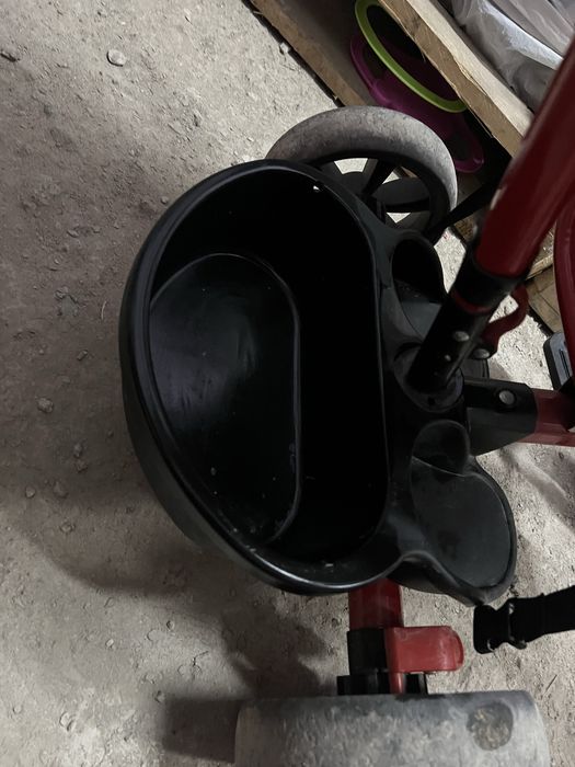 Трёхколёсный велосипед