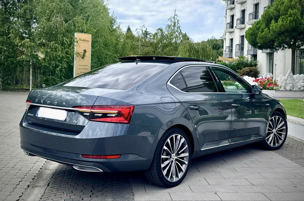 Skoda Superb iv Laurin & Klement! Absolut Full Option! Plug-in Hybrid !