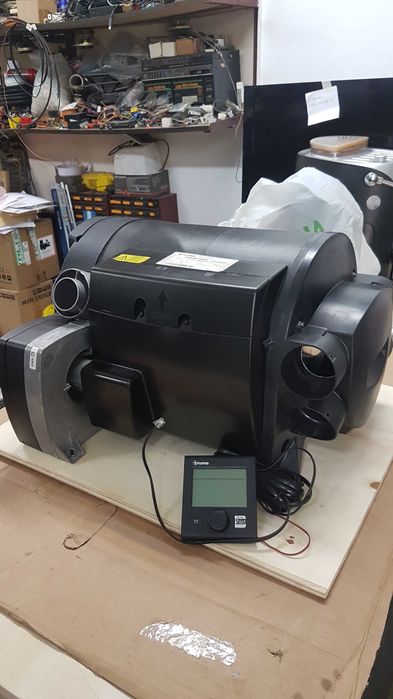 TRUMA COMBI 4E газ 220V печка бойлер каравана кемпер