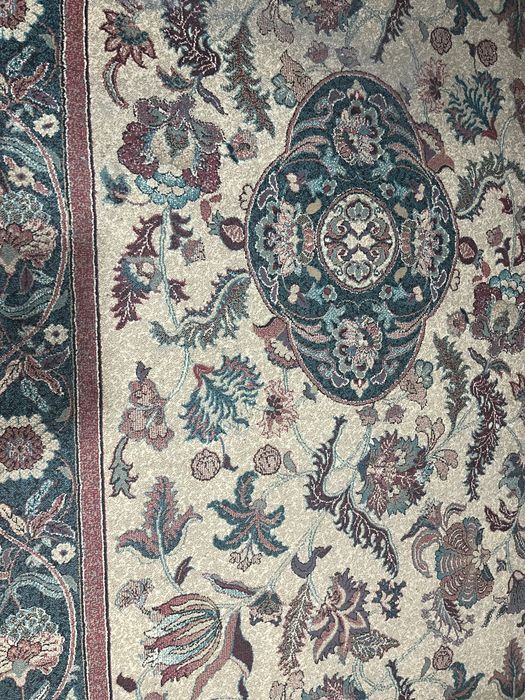 Продам ковры 2 на 3