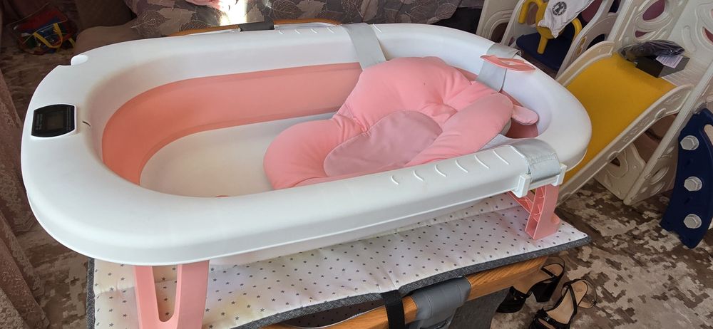 Ванночка для новорожденых