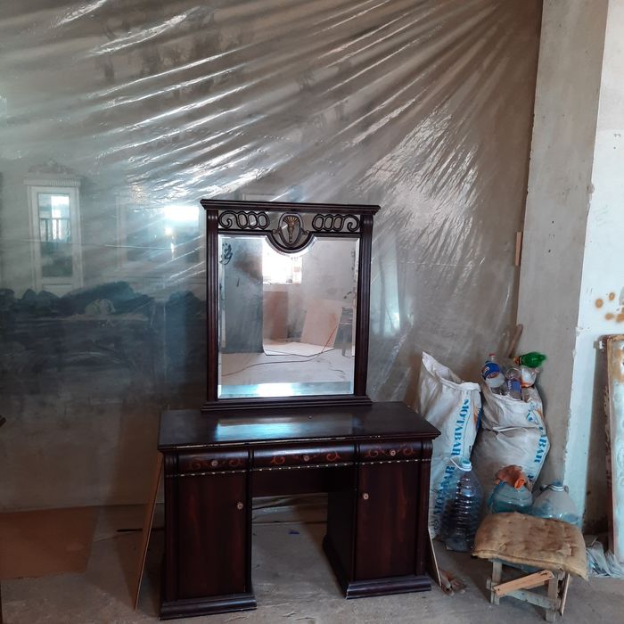 Мебель для жилой и спальной комнат