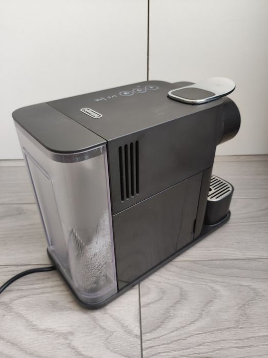 Espressor Nespresso Lattissima One