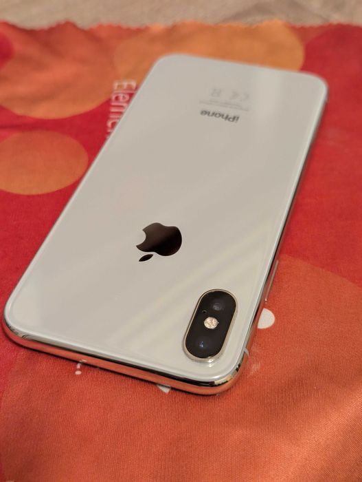 iPhone X Silver, 256 GB, stare perfectă + accesorii incluse