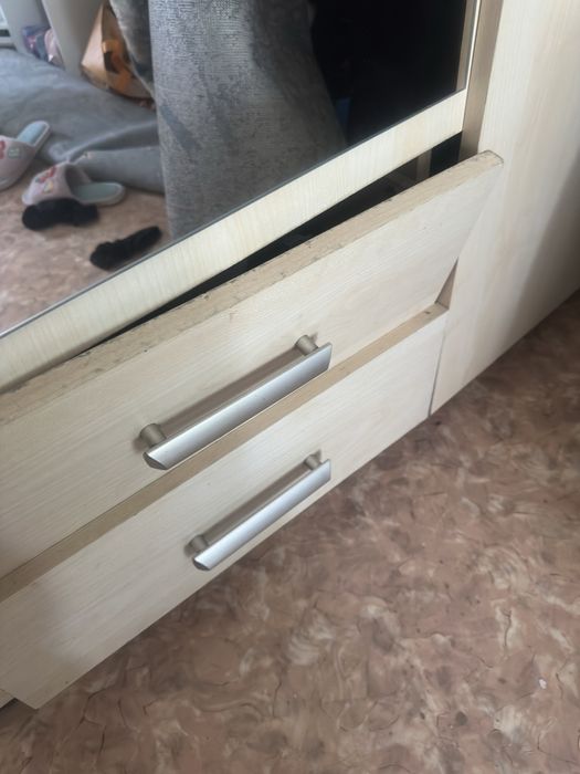 Мебель бу продам.
