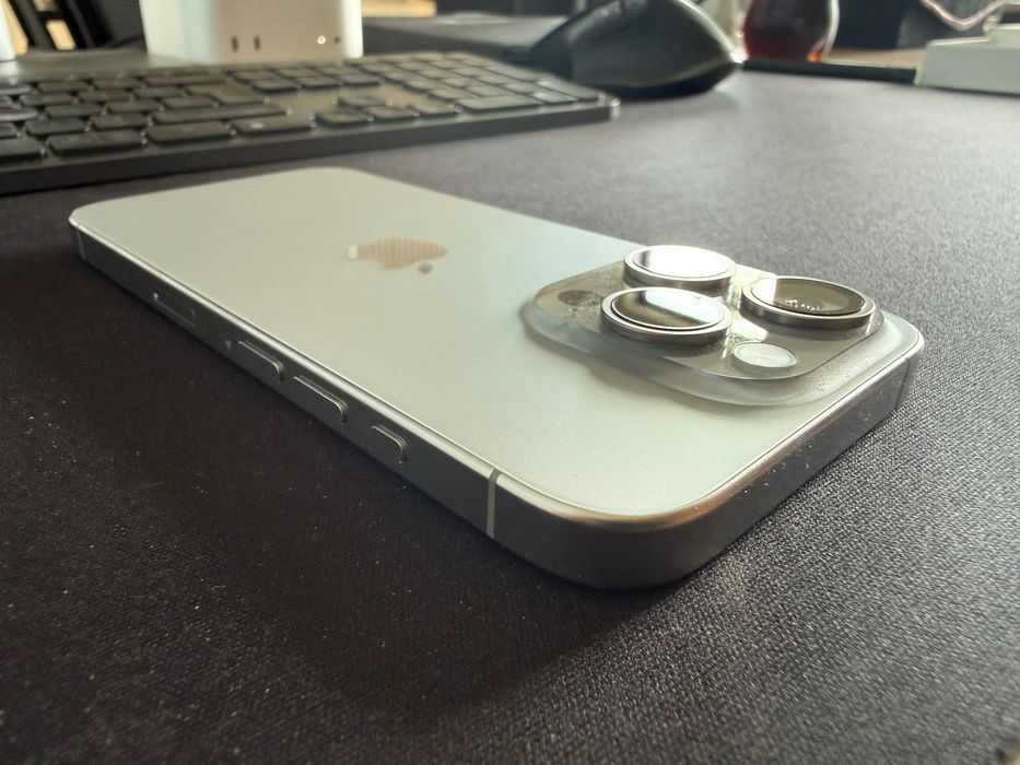 iPhone 15 Pro 128GB Natural Titanium