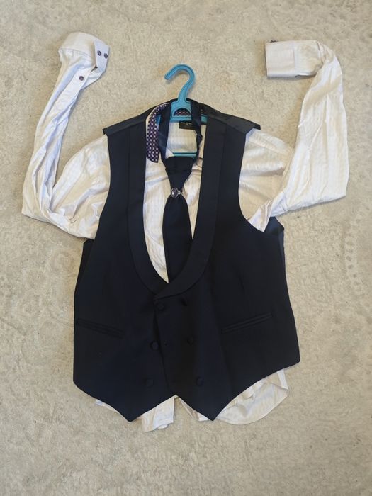 Продам костюм...