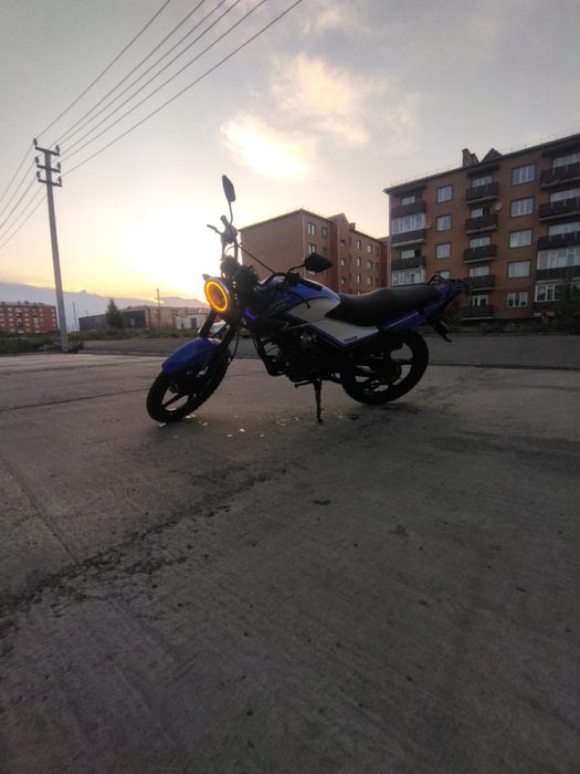 Продам Мотоцикл 200 кб