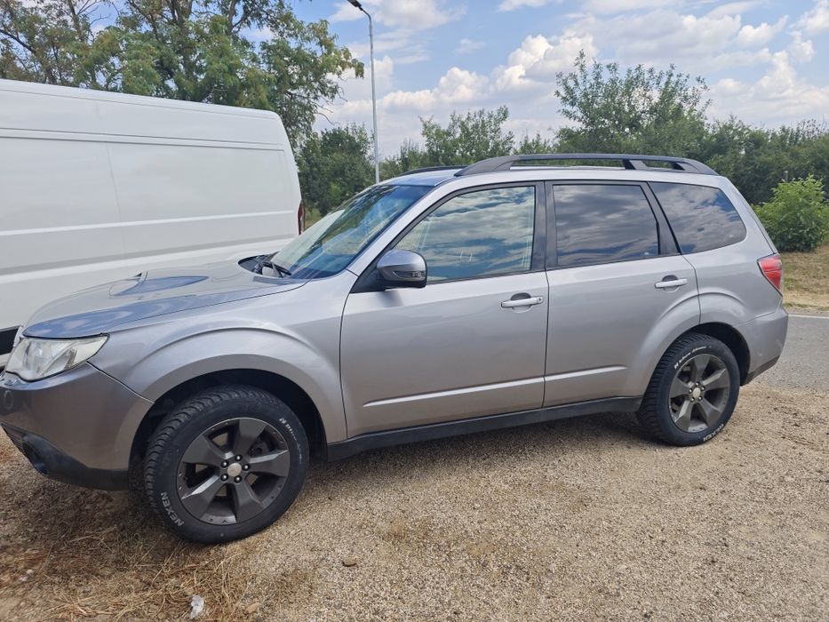 SUBARU Forester 2011 — imagine 2