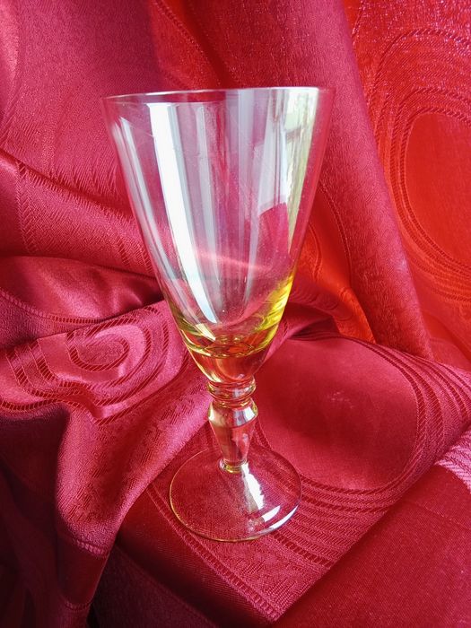 Фужеры из цветного стекла ( НОВЫЕ )