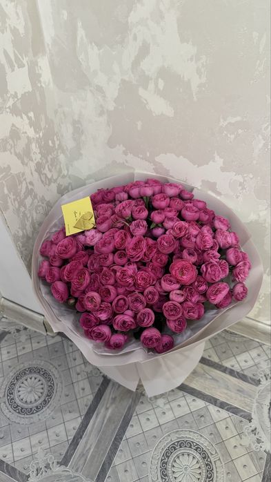 Огромный букет цветов