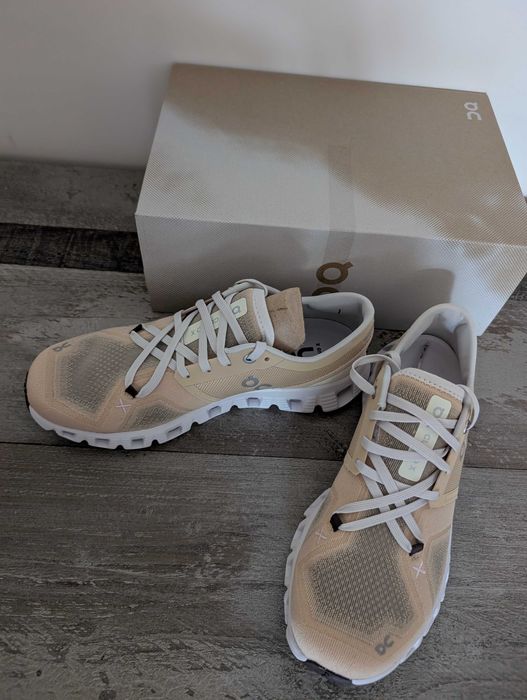 ON Обувки Cloud X3 маратонки 38.5 номер