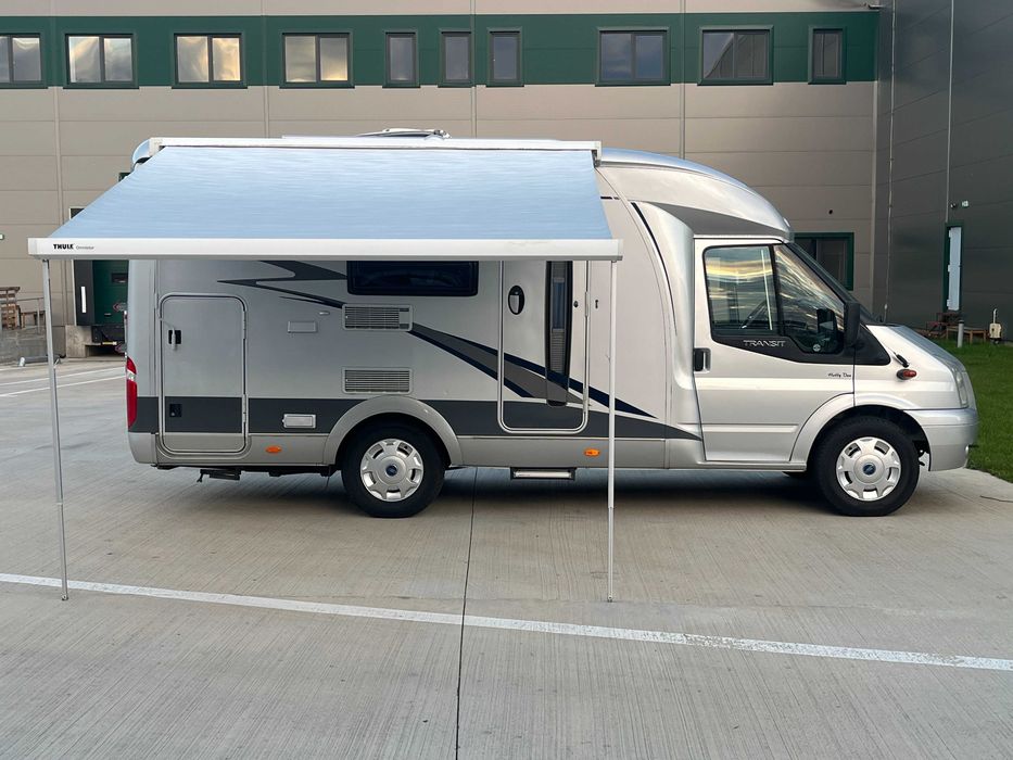 Autorulota FORD HOBBY Van - Semi-Integrata - Panouri Solare