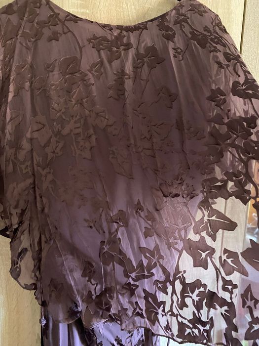 Compleu din matase și voal, mărimea L