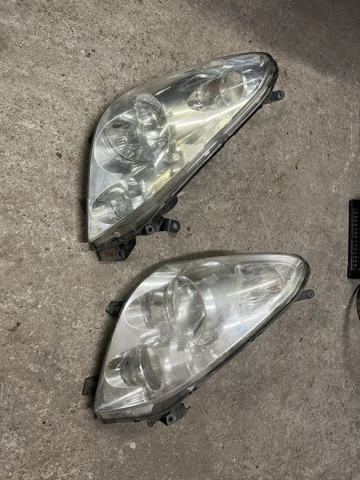 Фар десен Toyota Corolla Verso