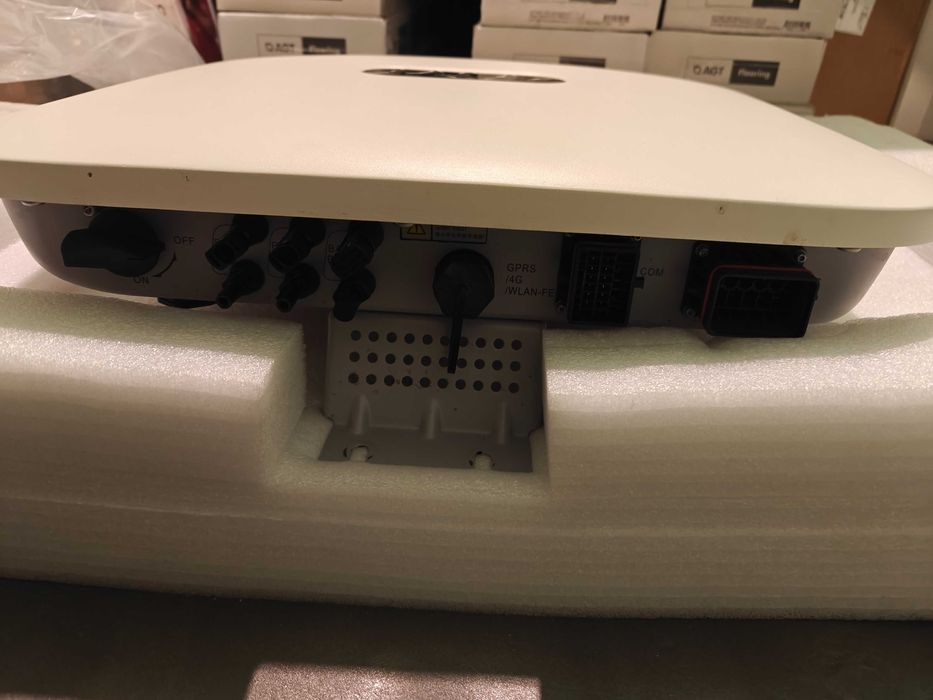 Invertor Hibrid trifazat Huawei 10 kW - SUN2000-10KTL-M1 - ca si nou