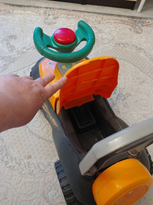 Дктская машинка каталка толкалка