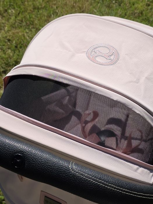 Carucior Cybex Coya roz